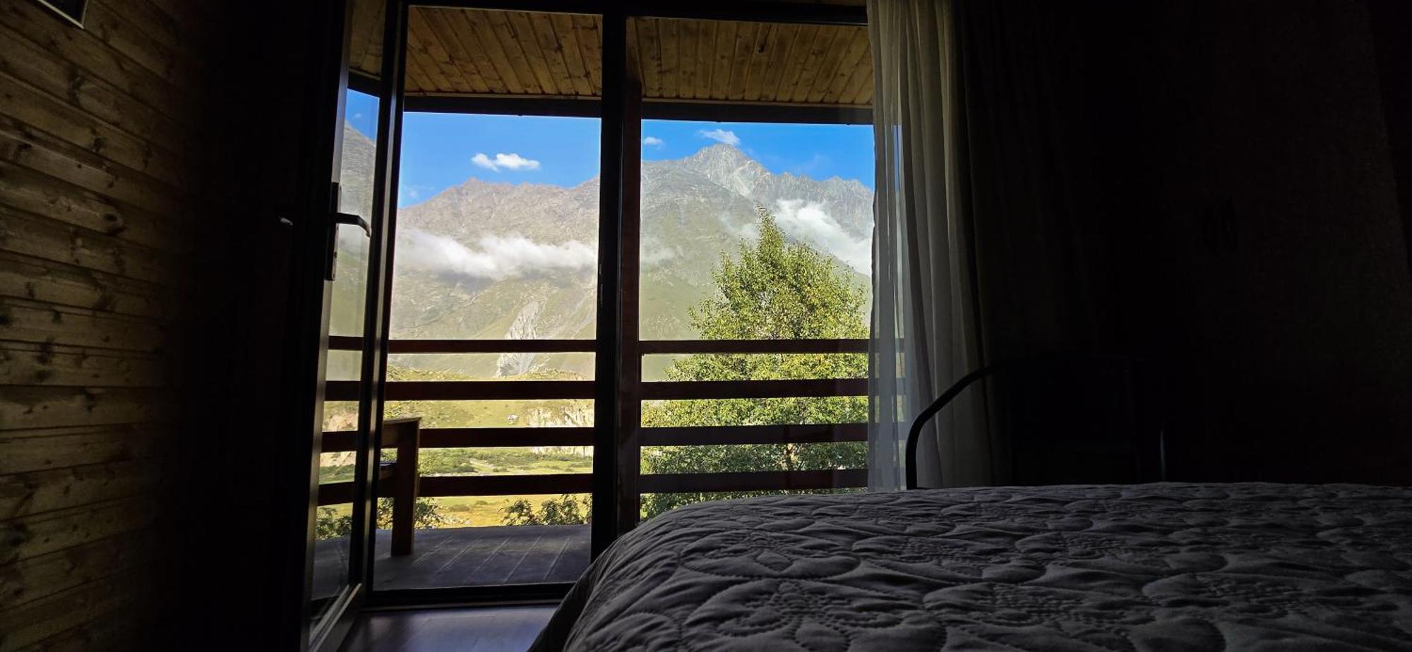 My Space Kazbegi Apartment Exterior photo